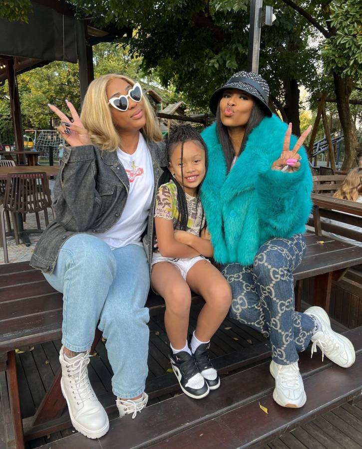 In Pictures: Dj Zinhle &Amp; Nadia Nakai Spend Time With Aka'S Family 4