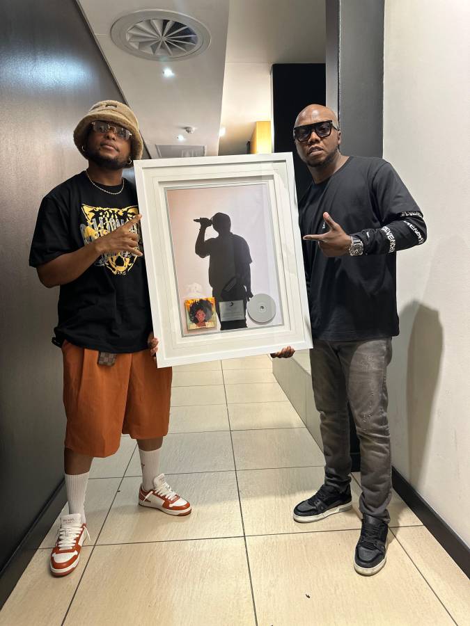 In Pictures: Metro Fm Celebrates K.o. As His &Quot;Sete&Quot; Song Reaches New Milestone 4