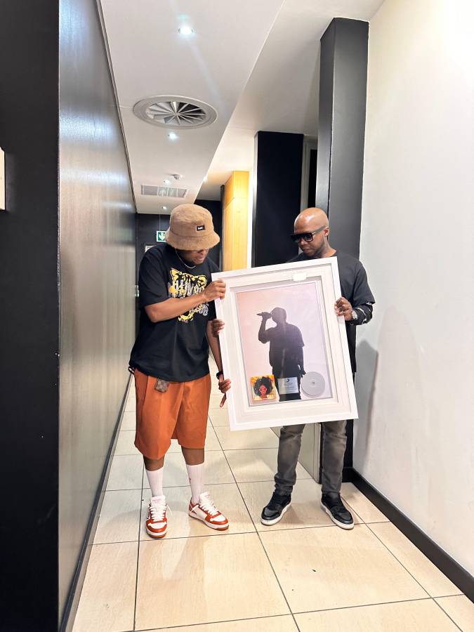 In Pictures: Metro Fm Celebrates K.o. As His &Quot;Sete&Quot; Song Reaches New Milestone 3