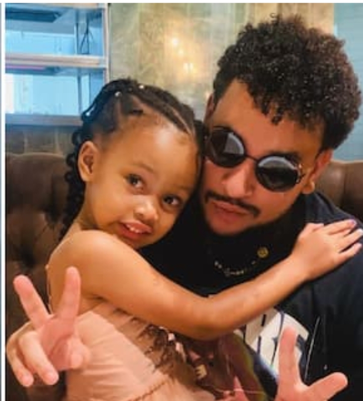 Agonizing Moment Dj Zinhle Comforts Daughter Kairo Forbes As She Cries That She Misses Daddy Aka 1