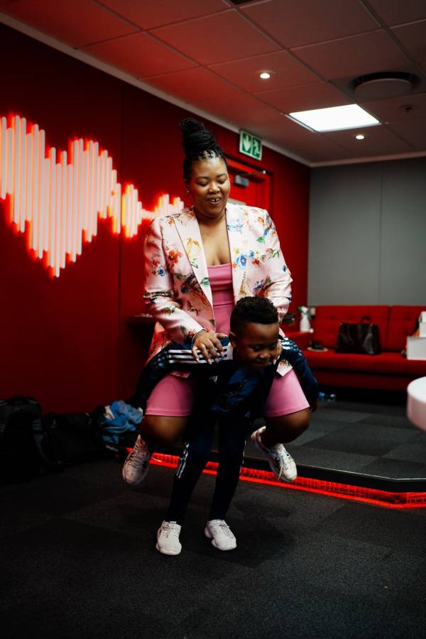 Anele Mdoda At 39: Son'S Thoughtful Gift Warms Heart At Birthday Bash 3