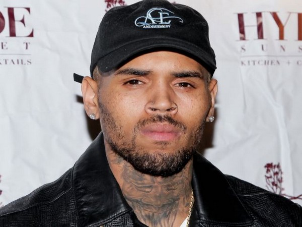 Chris Brown Has 15K Unreleased Songs In His Vault In His Safe 1