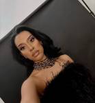 Sarah Langa Shocks Mzansi With Photo Of Her Chilling With F1 Billionaire Toto Wolff In Viral Photo
