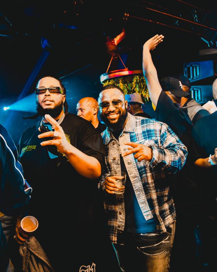 Anatii Flaunts Aka Sweater, Spends Time With Cassper, Dj Maphorisa At The Club (Photos) 3