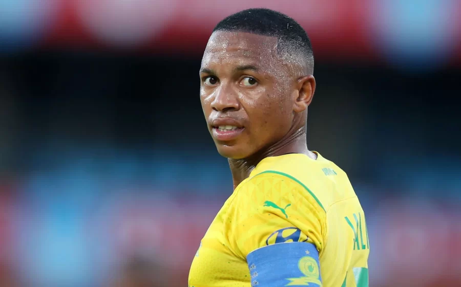 Netizens Pleased, Inspired As Andile Jali Flaunts Customised Shin Pads With His Children’s Faces 1