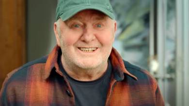 A Storm Of Prayers & Goodwill As Prankster Leon Schuster Shouts Out Springboks From Hospital Bed