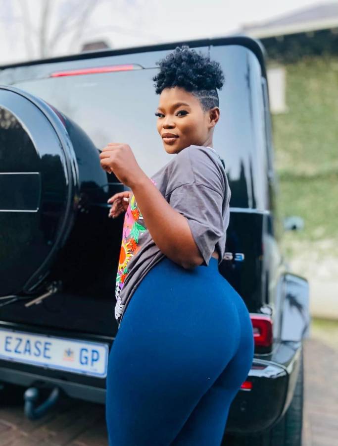 Qwabe Twins Wow Fans With Hot Snaps 4