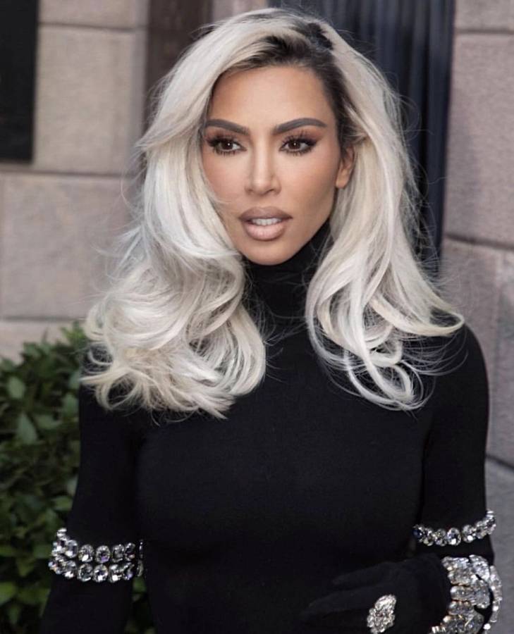 Netizens Talk Self-Styled Kim Kardashian Doppelganger, Compare Her Look To Khanyi Mbau'S 1