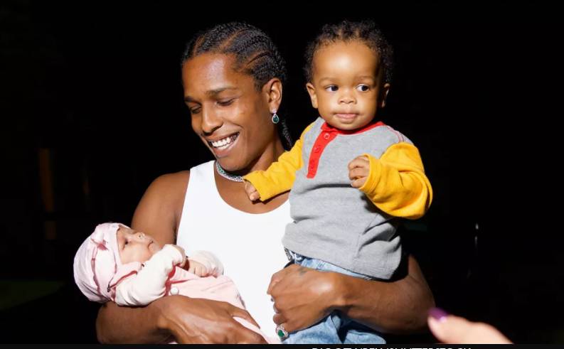 Rihanna &Amp; A$Ap Rocky Share First Photos Of Their Family With Newborn Son Riot Rose 4