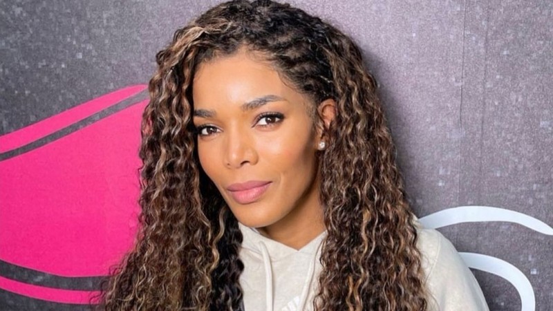 Fans React As Connie Ferguson Shows Off Panstula Style - Watch