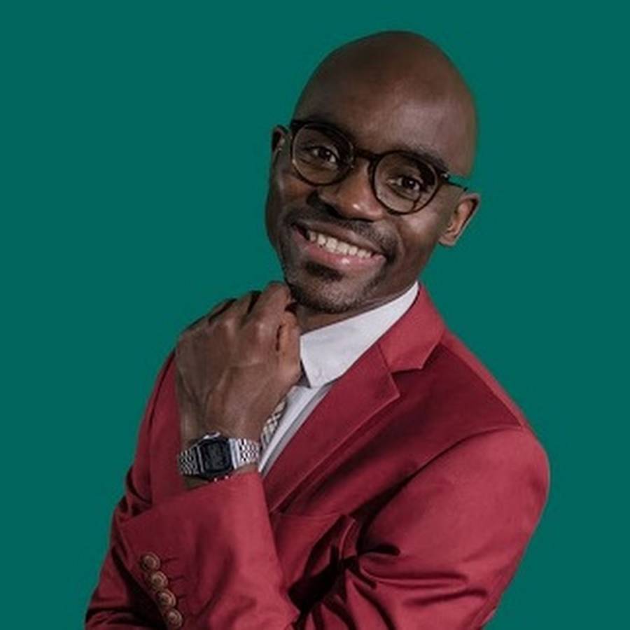 Dr Musa Mthombeni Provokes Laughter In Ladies’ Wigs and Gown – Watch