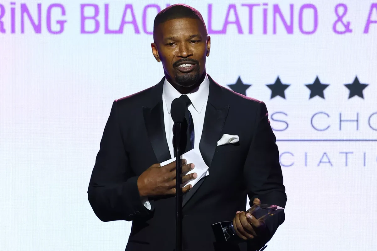 Jamie Foxx Makes An Emotional Comeback, Reflecting On His Challenging Journey To Recovery 1