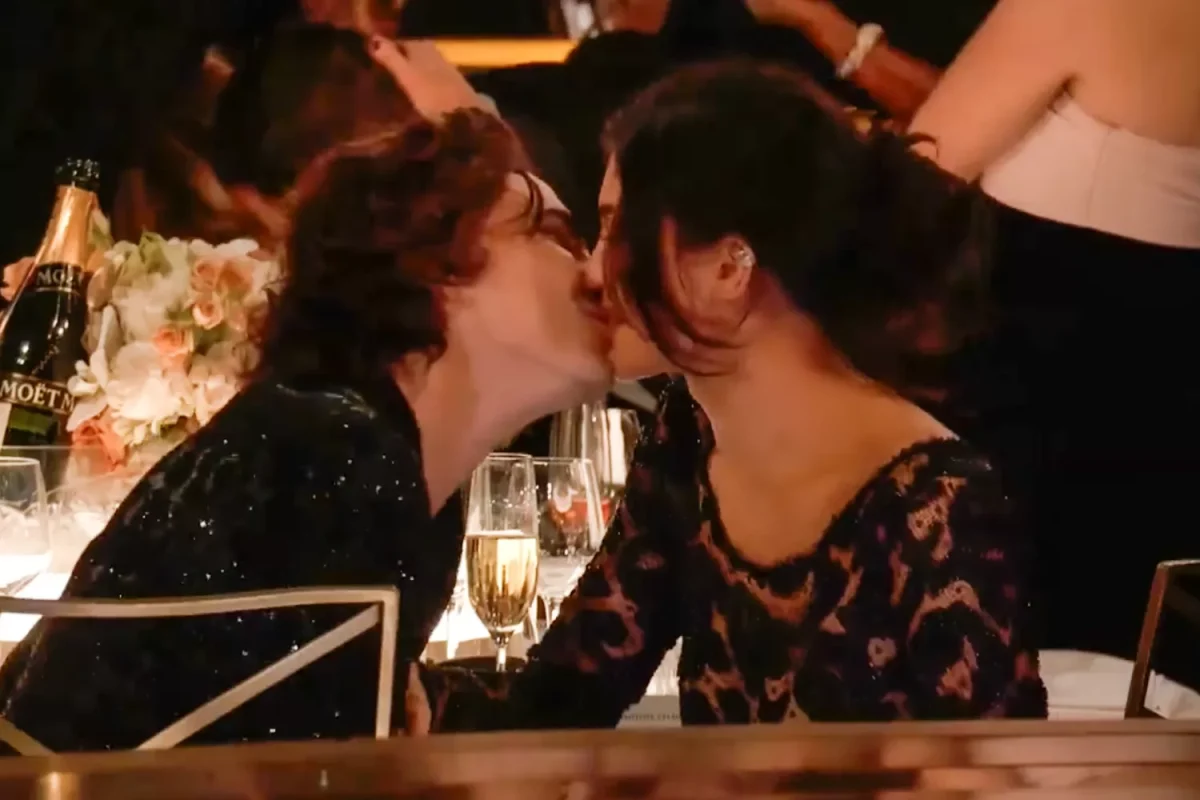 Timothée Chalamet And Kylie Jenner'S Romance Takes Center Stage Amidst A Night Of Glamour And Speculation 1