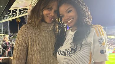 Priceless Moment Halle Bailey Met Halle Berry At Soccer Game 1