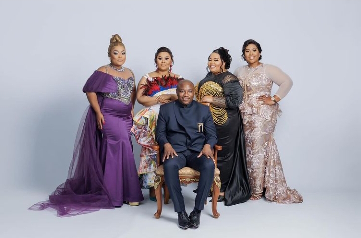 Musa Mseleku Shares Picture With His Wives To Celebrate Love 1