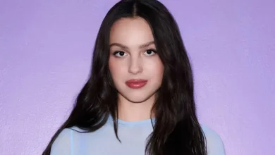 Olivia Rodrigo Reignites The 90S With Outfit To The 66Th Grammys 1