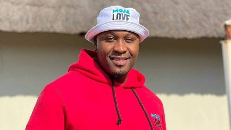 Moja Love Unveils Xolani Maphanga As New Presenter Of &Quot;Sizok'Thola&Quot;