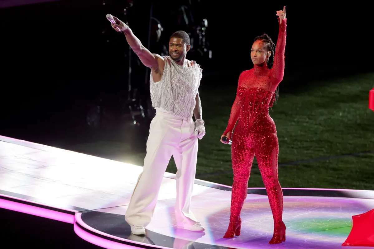 Super Bowl Lviii Lights Up Las Vegas With Usher'S Electrifying Halftime Show 3