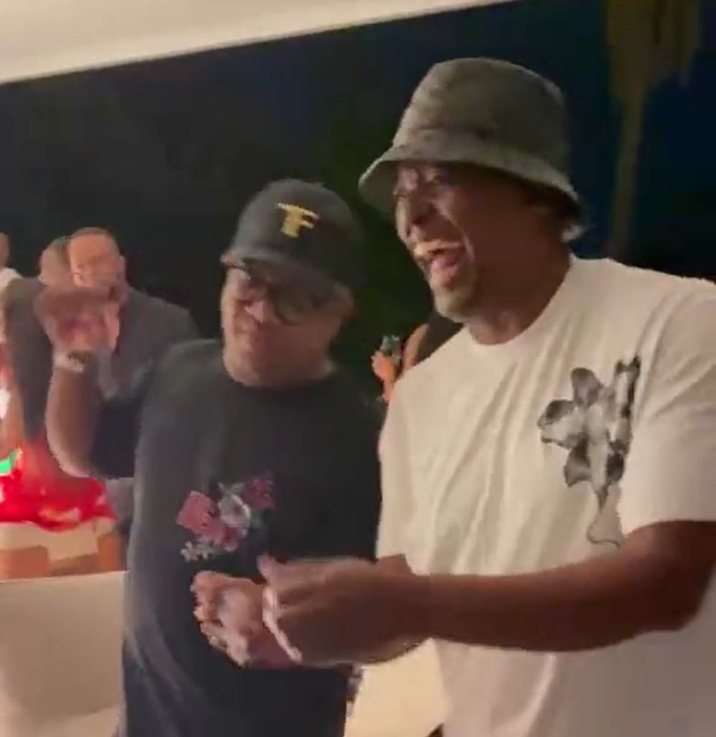 Fikile Mbalula Takes The Internet By Storm With Skomota Dance Moves At High-Profile Gatherings 1