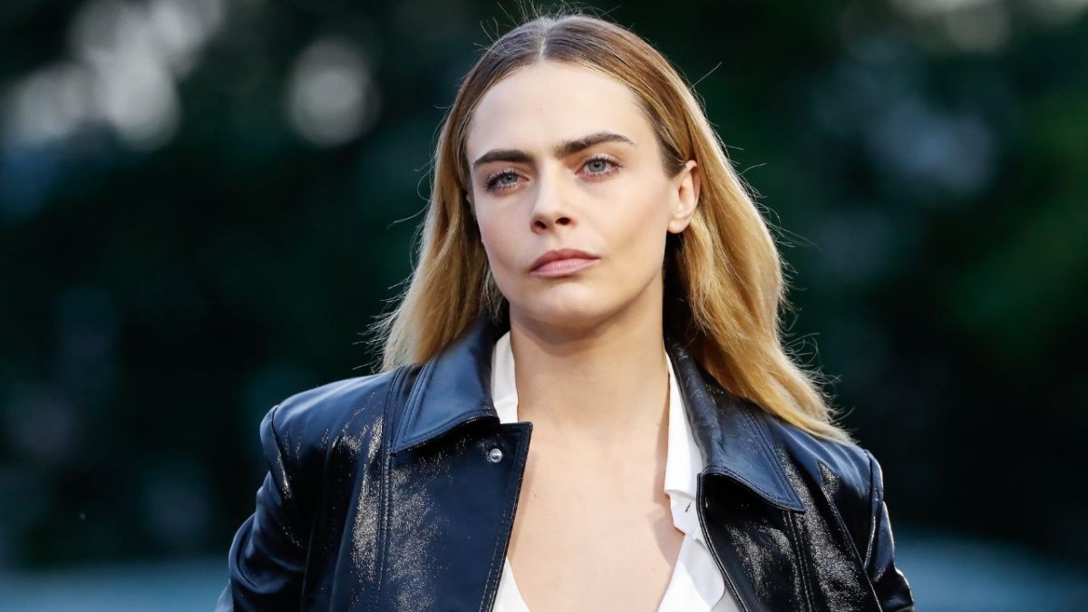 Tragedy Strikes: Cara Delevingne'S Los Angeles Home Engulfed In Flames 8