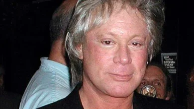 Remembering Eric Carmen: A Musical Legacy That Transcends Generations 9