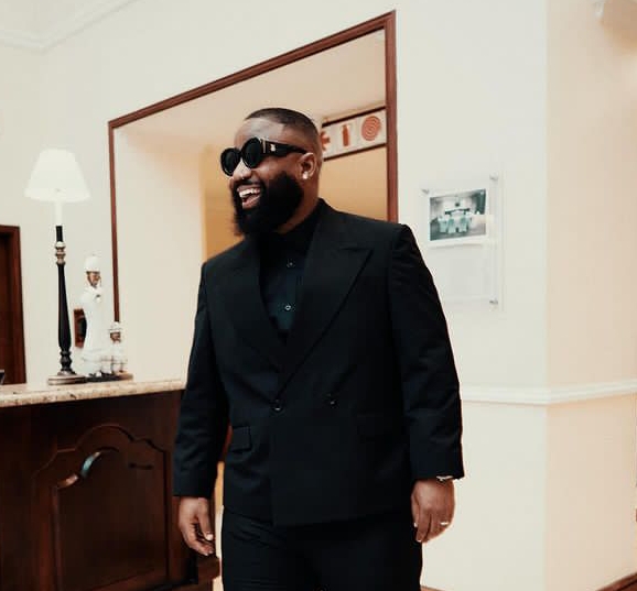 Cassper Nyovest Trolled For His Outfit At The Metro Fm Awards 2