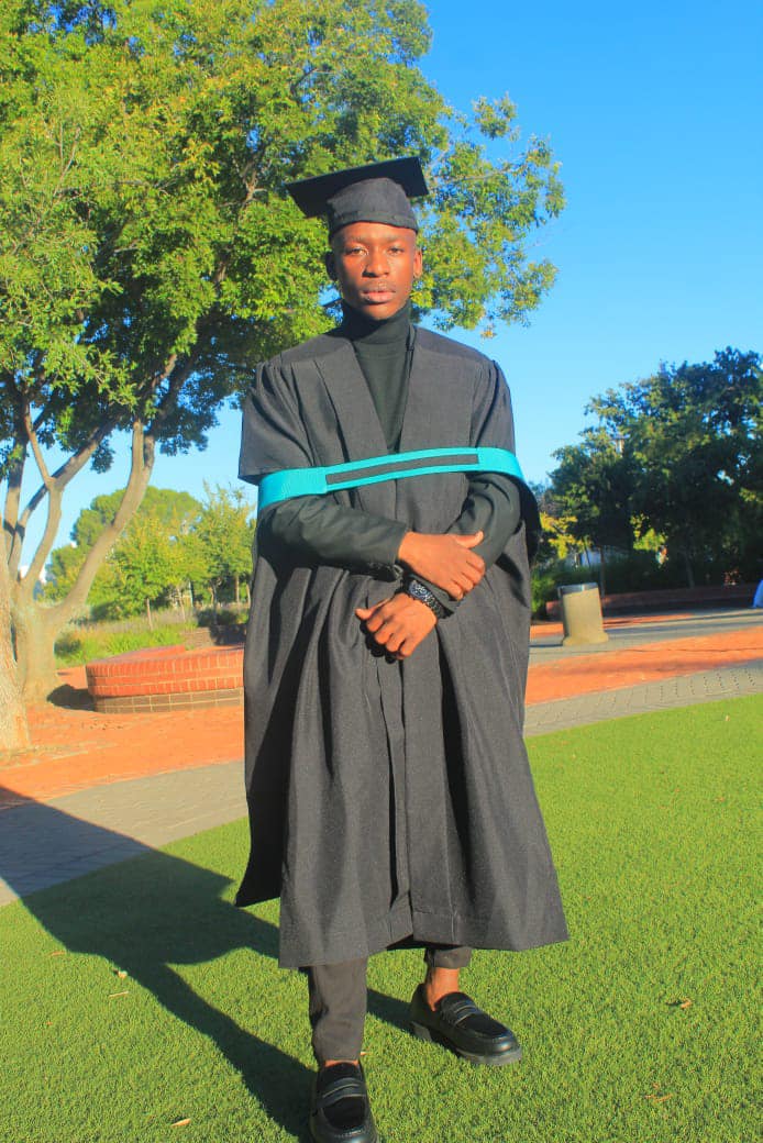 Tshireletso Makabe'S Journey From Delivery Driver To Graduate 5