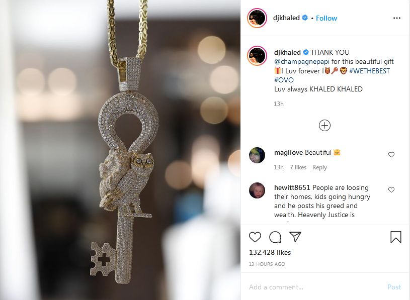 Dj Khaled Reveals Diamond Chain Gift From Drake 2